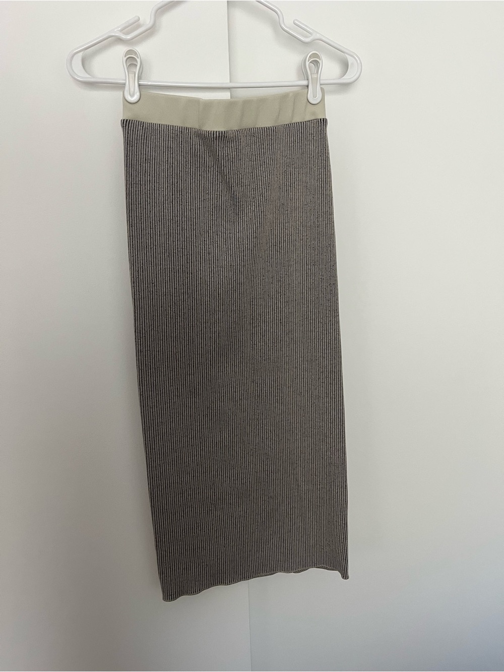 Zara Ribbed Midi Maxi Skirt Bodycon Fitted Grey Stretchy High Waist US Small - Picture 7 of 9